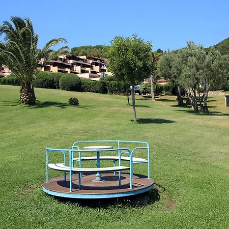 In Di Arzachena, Sardinia 公寓 *